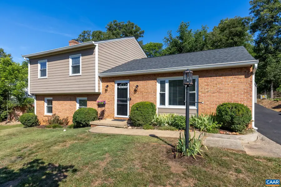 327 Brentwood Rd, Charlottesville, VA 22901 - #3