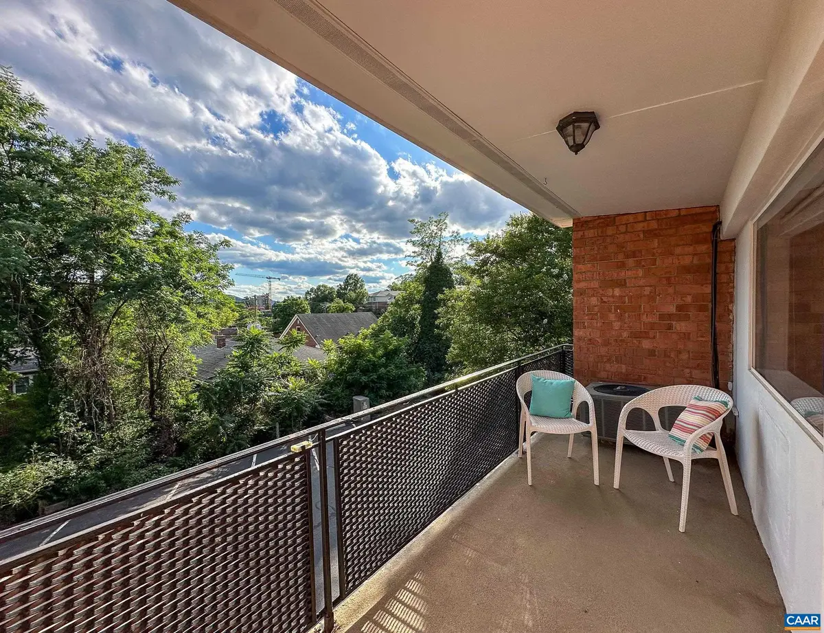 1800 Jefferson Park Ave, Charlottesville, VA 22903 - #1