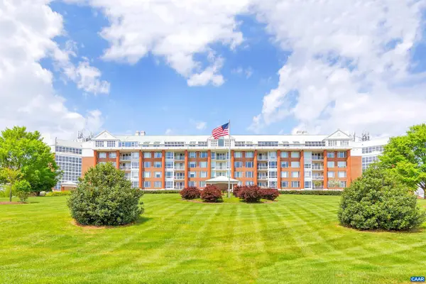 500 Crestwood Dr, Charlottesville, VA 22903