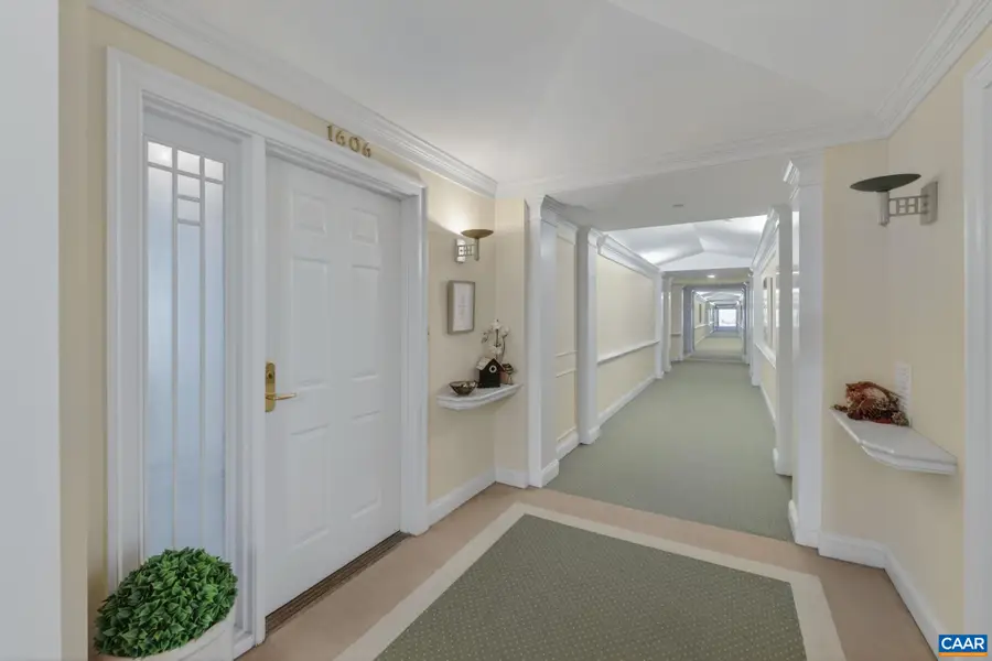 500 Crestwood Dr, Charlottesville, VA 22903 - #3