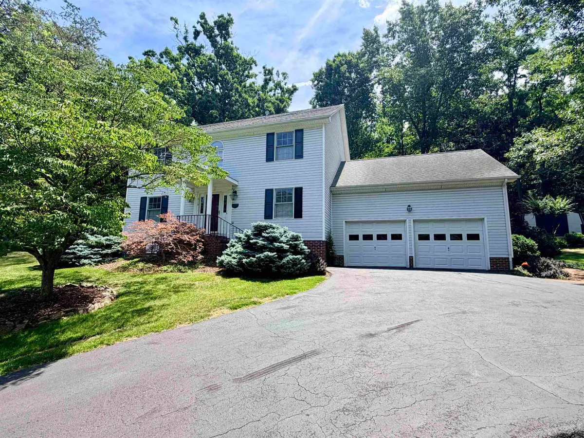 818 Beverley St E, Staunton, VA 24401 - #1