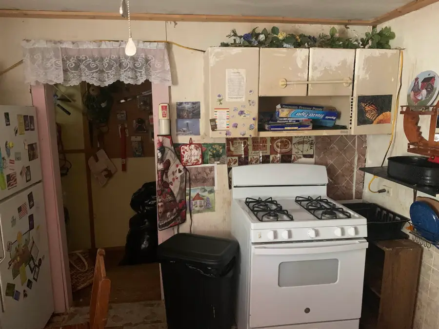 1216 Beverley St W, Staunton, VA 24401 - #2
