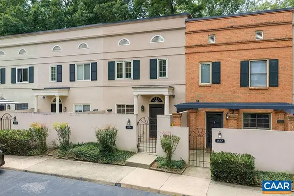 1554 Garden Ct, Charlottesville, VA 22901