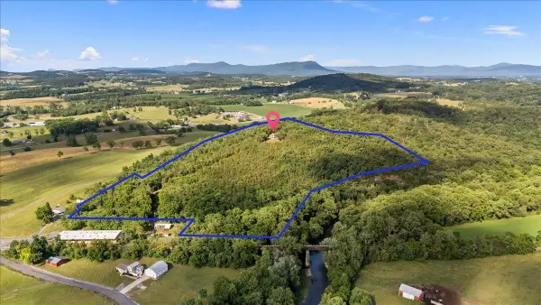 1691 Webb Ln, Mount Crawford, VA 22841