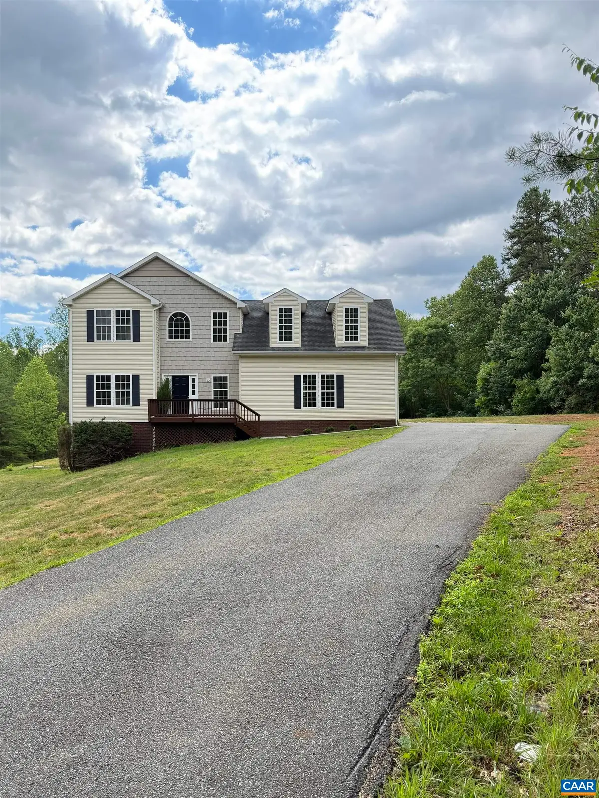 106 Mountainside Dr, Stanardsville, VA 22973 - #1