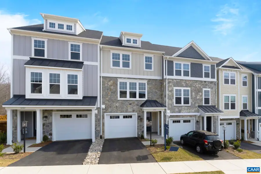 69 Marcella St, Charlottesville, VA 22911 - #2