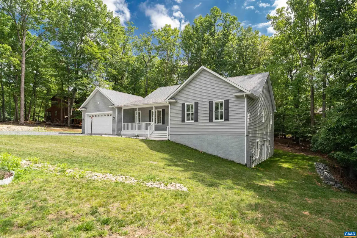 32 Mulligan Dr, Palmyra, VA 22963 - #1