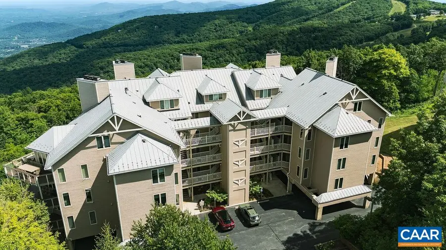 1826 High Ridge Ct Condos, Wintergreen Resort, VA 22967 - #2