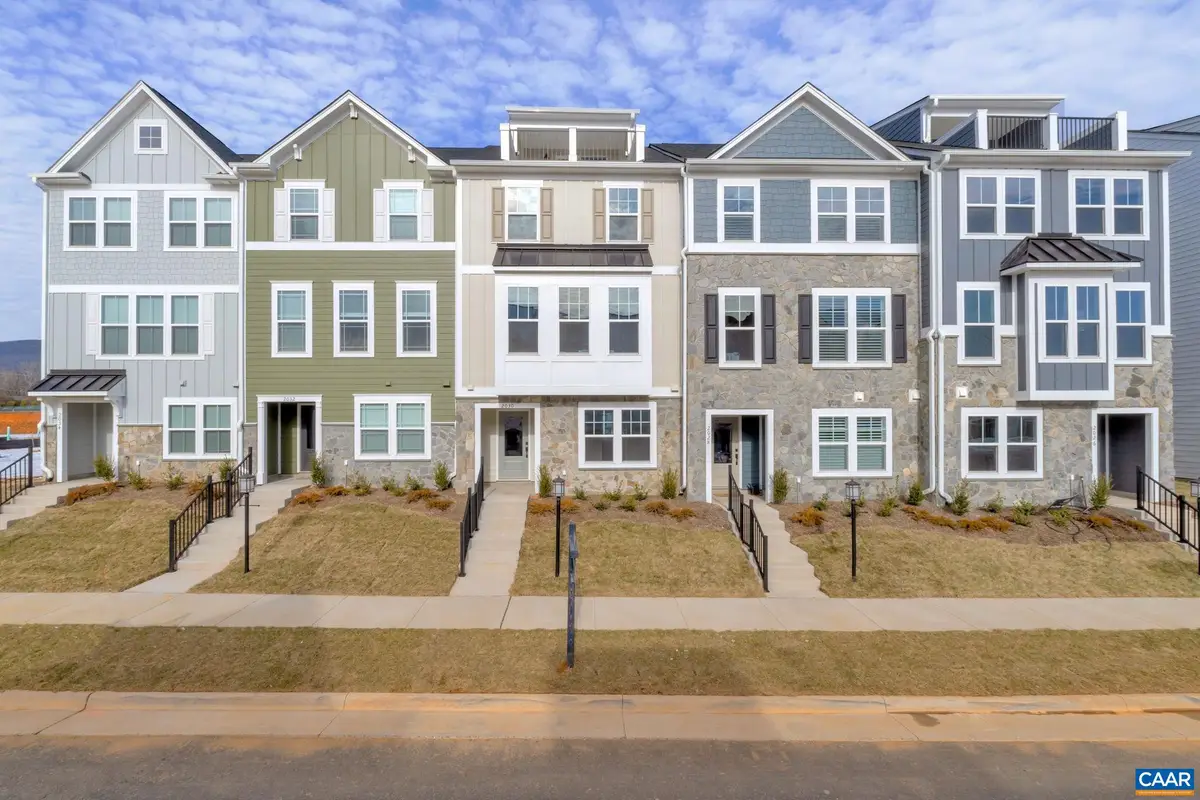 137 Park Ridge Dr, Crozet, VA 22932 - #1