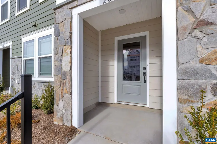 137 Park Ridge Dr, Crozet, VA 22932 - #3