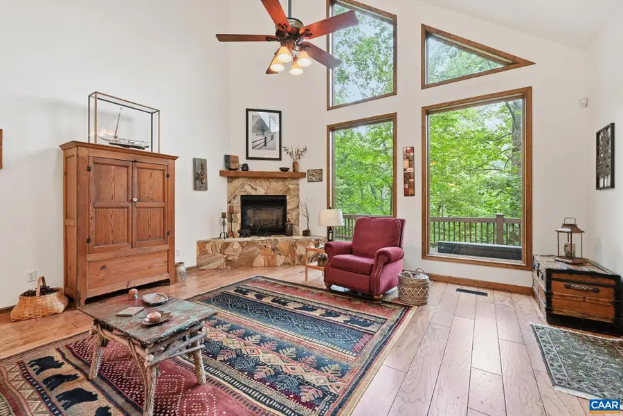 974 Bull Yearling Rd, Stanardsville, VA 22973 - #3