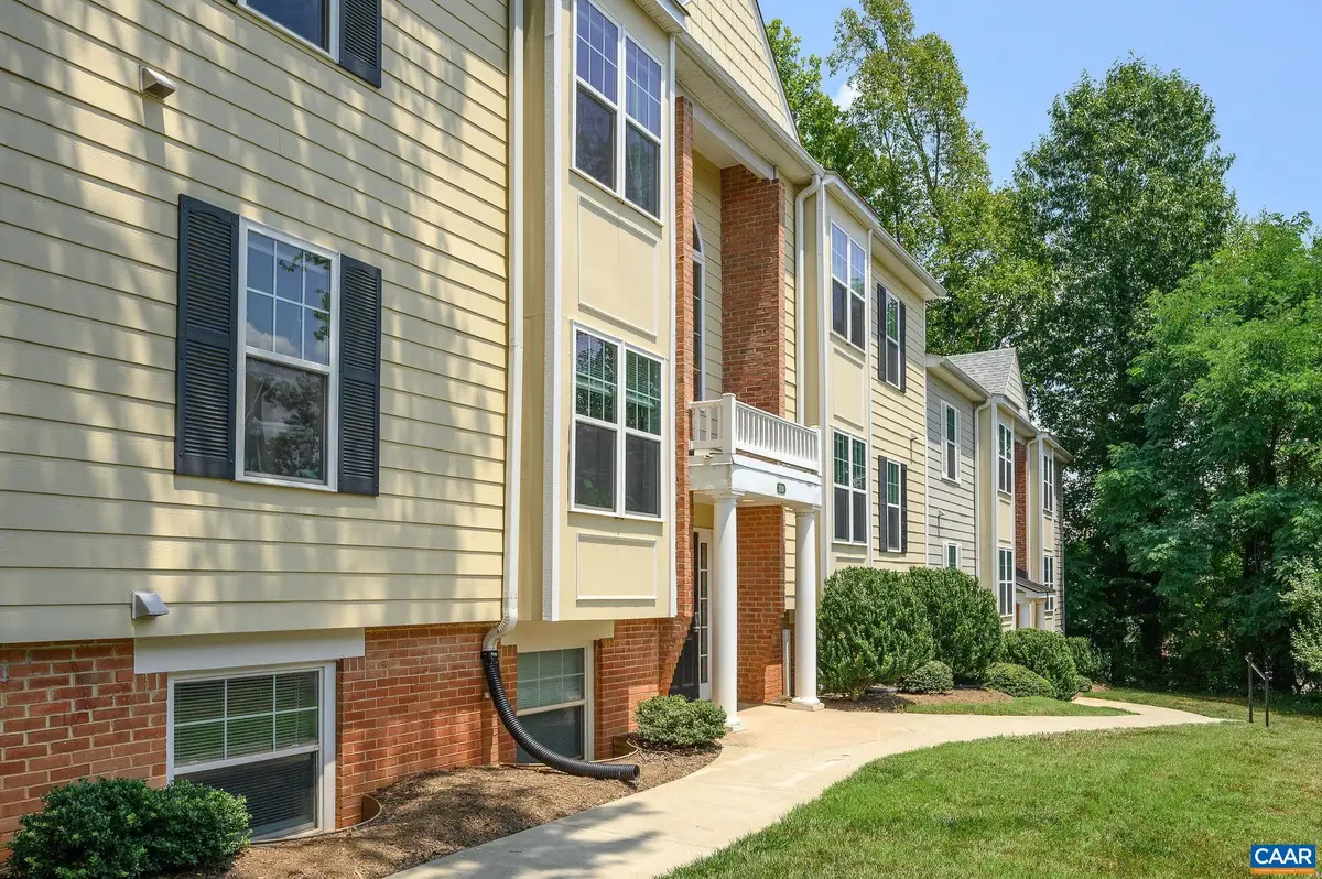 1211 Villa Ln, Charlottesville, VA 22903 - #1