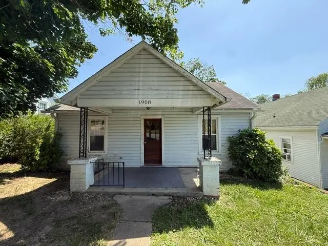 1908 First St, Staunton, VA 24401 - #1