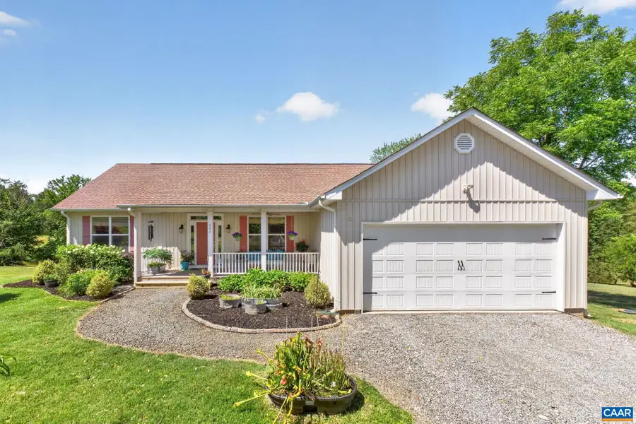 631 Buck Mountain Rd, Earlysville, VA 22936 - #2