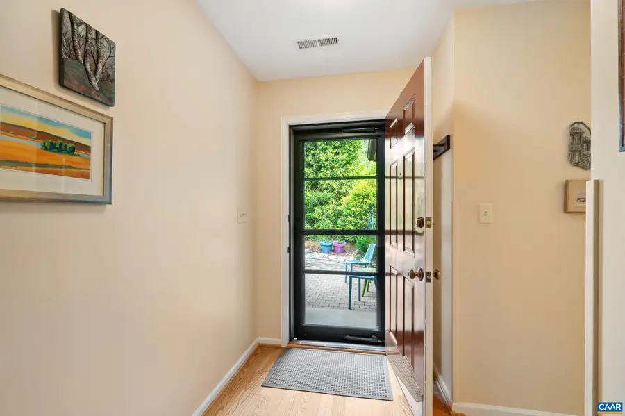 1268 Timberbranch Ct, Charlottesville, VA 22902 - #3