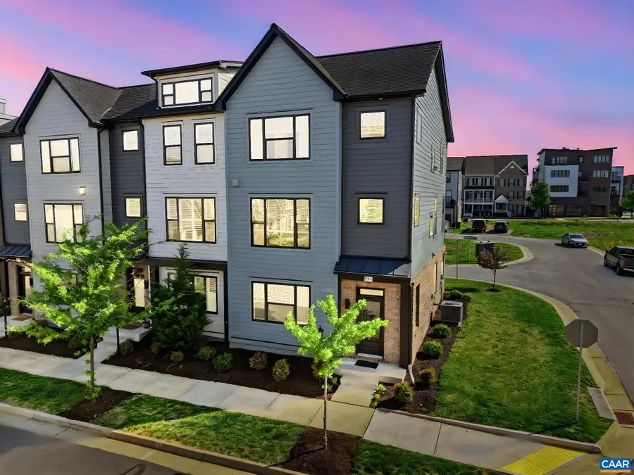 912 Orion Ln, Crozet, VA 22932 - #2