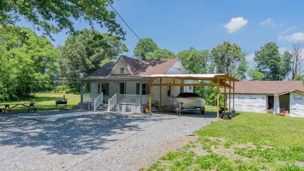 1200 Wahnona Ave, Shenandoah, VA 22849