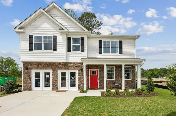 106 Blue Sky Ct, Staunton, VA 24401