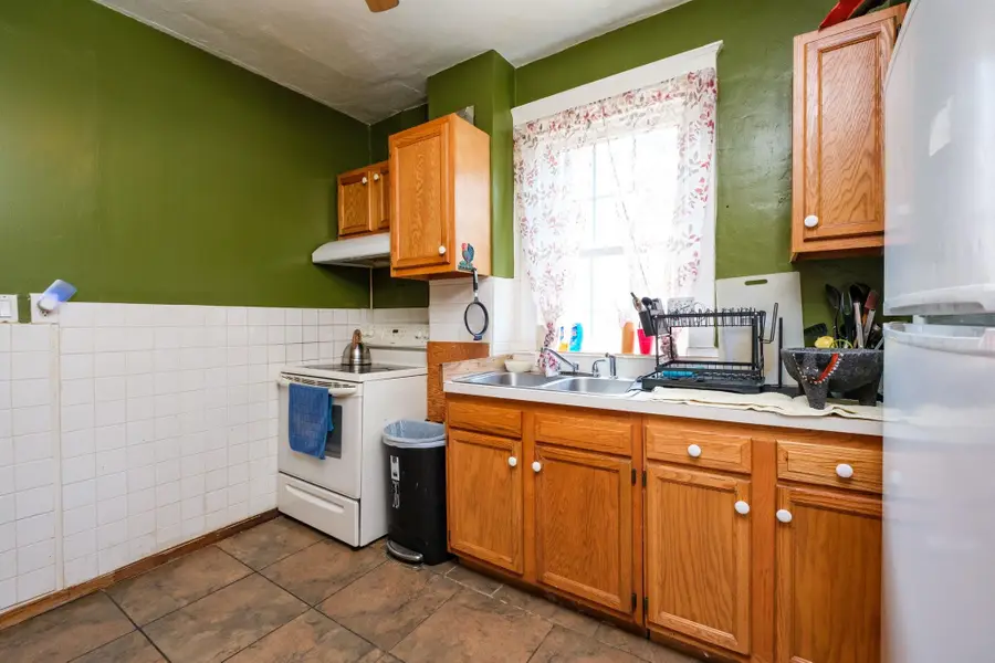 233 Bayard Ave N, Waynesboro, VA 22980 - #3