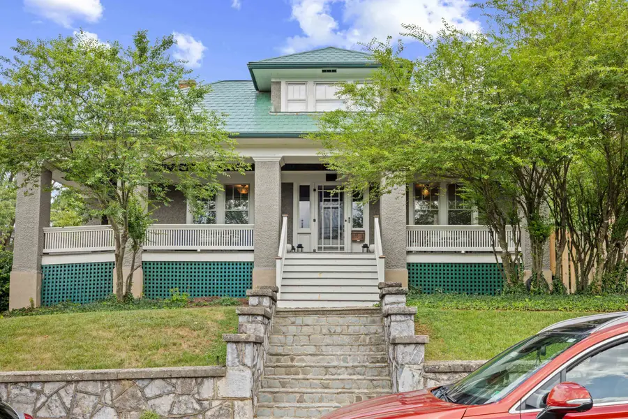 325 New St N, Staunton, VA 24401 - #3