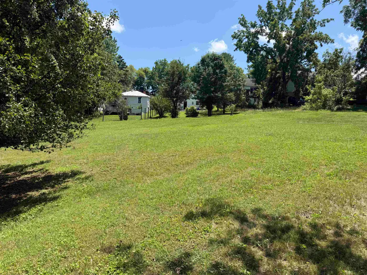 623 D St, Staunton, VA 24401 - #1