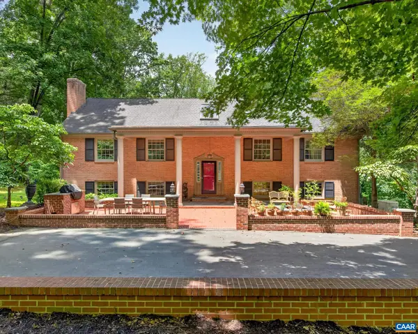 860 Flordon Dr, Charlottesville, VA 22901