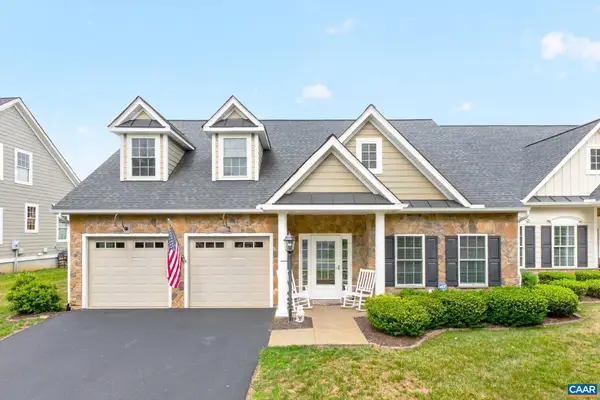 1824 Barefoot Ct, Charlottesville, VA 22901