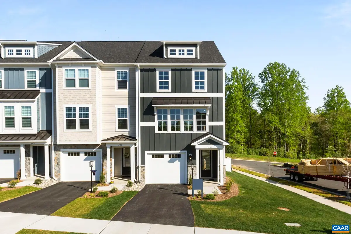 71 Marcella St, Charlottesville, VA 22911 - #1