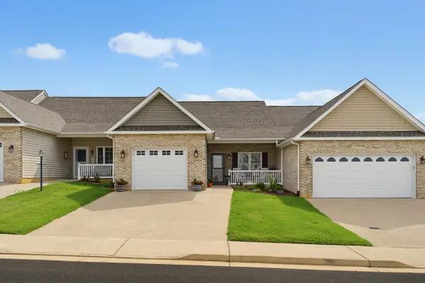 66 Brown Stone Dr, Stuarts Draft, VA 24477