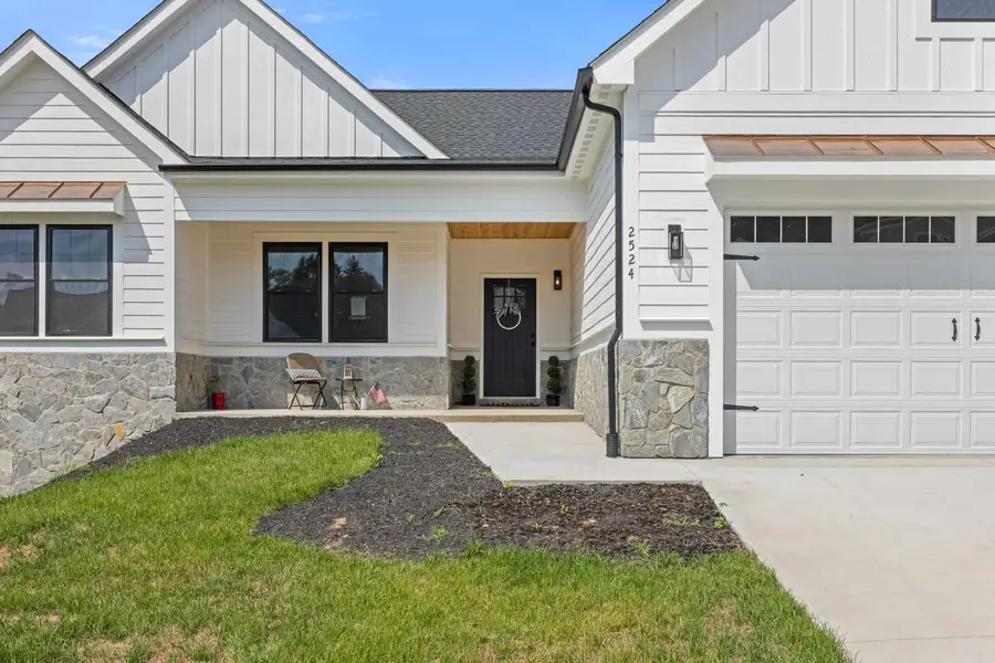 2524 Belvue Rd, Waynesboro, VA 22980 - #2