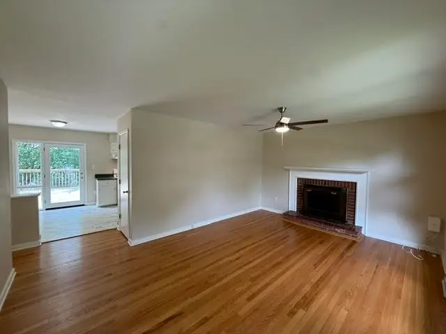 302 Burnley Dr, Staunton, VA 24401 - #3