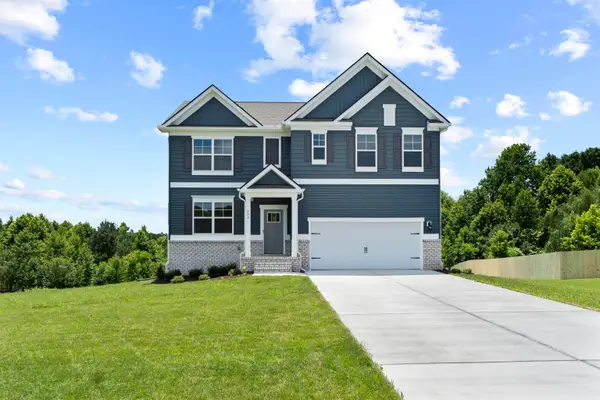 600 Stonewall Jackson Blvd, Staunton, VA 24401