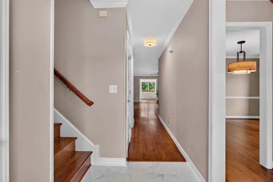 21 Hickory Nut Ln, Staunton, VA 24401 - #3