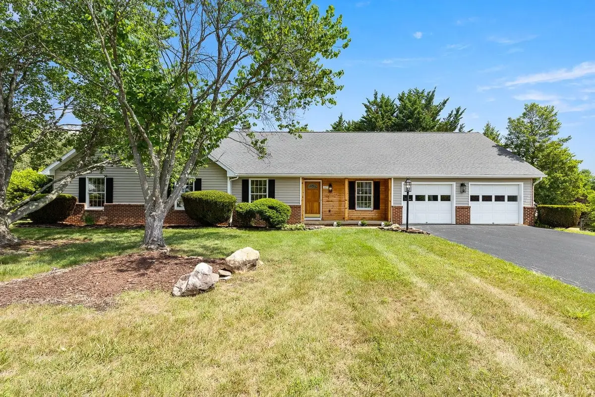 117 Yarmouth Rd, Stuarts Draft, VA 24477 - #1