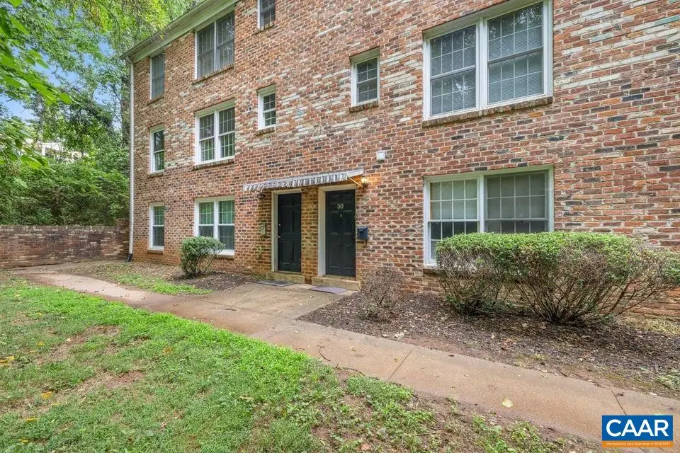 2527 Hydraulic Rd, Charlottesville, VA 22901 - #1