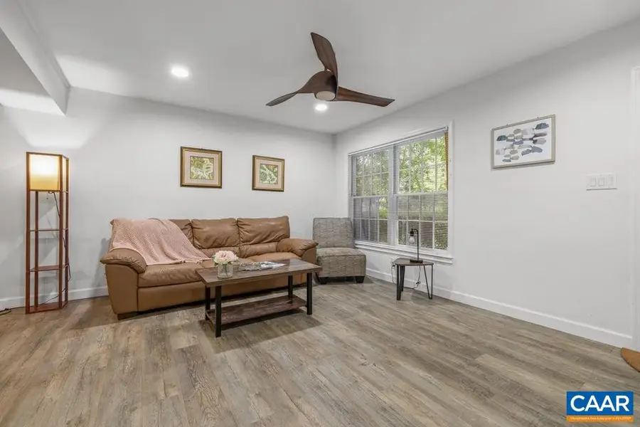 2527 Hydraulic Rd, Charlottesville, VA 22901 - #2