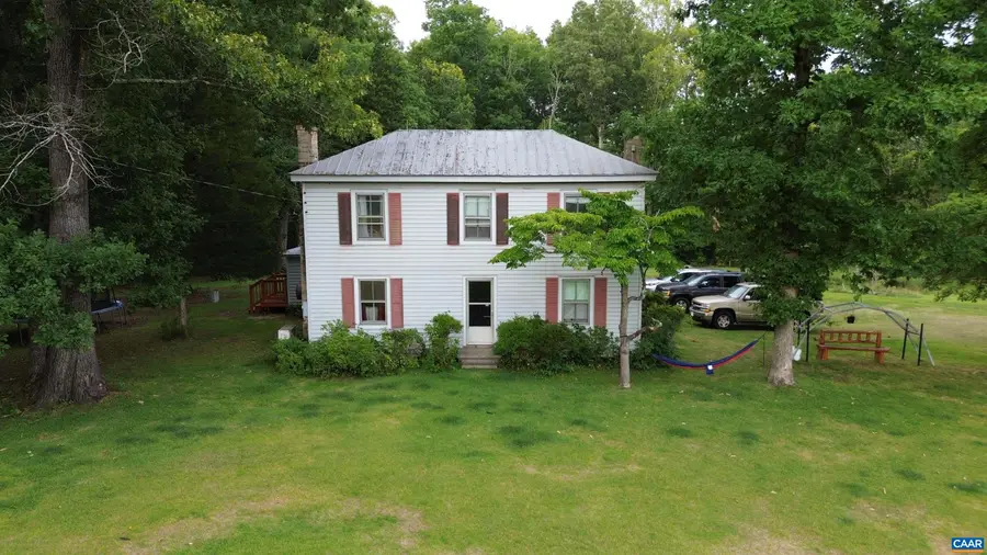 3818 Stage Junction Rd, Columbia, VA 23038 - #2