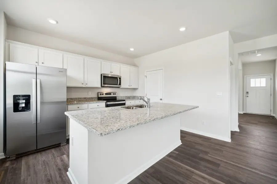 107 Fieldcrest Ln, Staunton, VA 24401 - #3