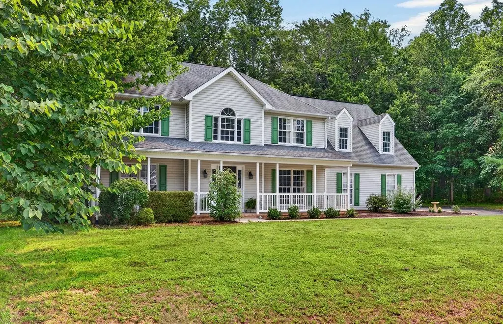 310 Arrowhead Ln, Stuarts Draft, VA 24477 - #1