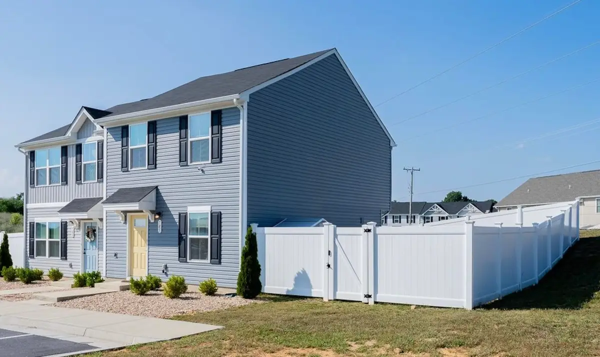 785 Carson Cir, Grottoes, VA 24441 - #1