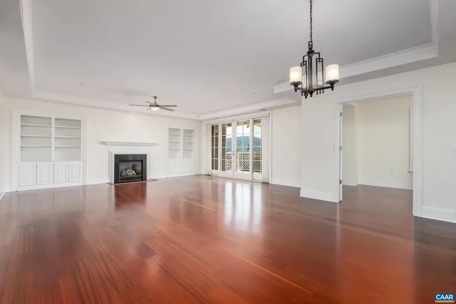 210 10th St Ne, Charlottesville, VA 22902 - #2