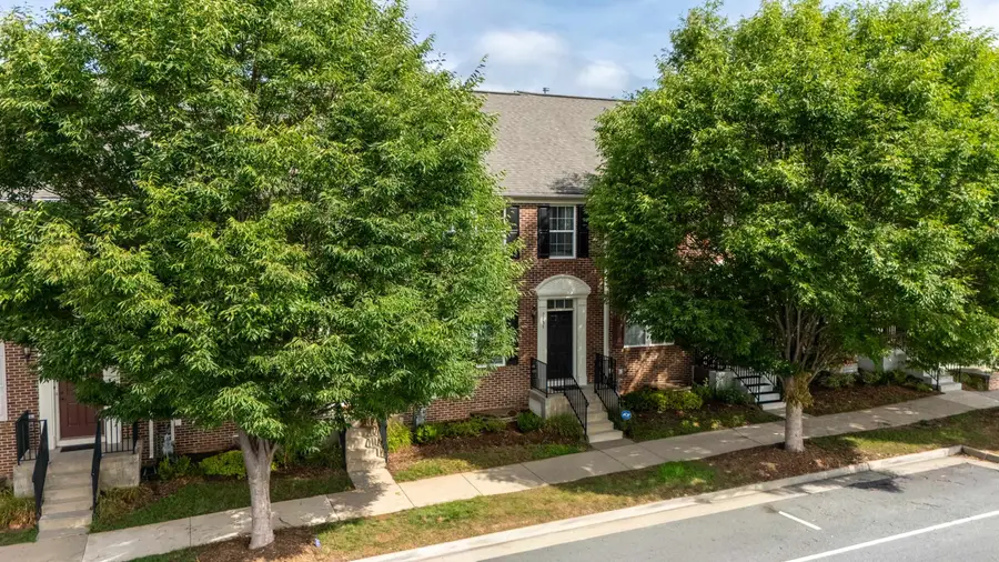 2134 Lockwood Dr, Charlottesville, VA 22911 - #3