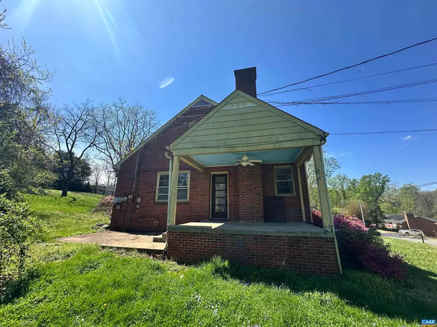 912 Saint Charles Ave, Charlottesville, VA 22901 - #3