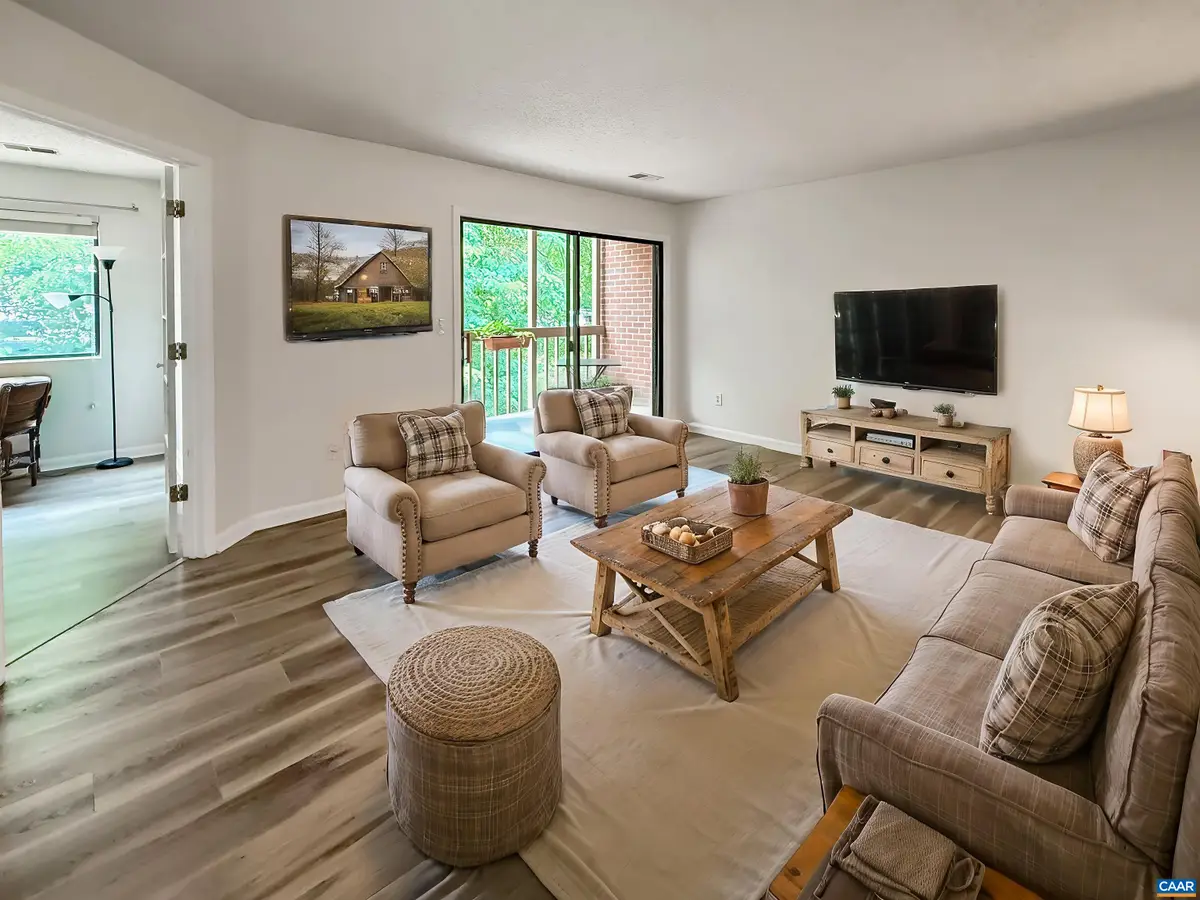 138 Green Turtle Ln, Charlottesville, VA 22902 - #1