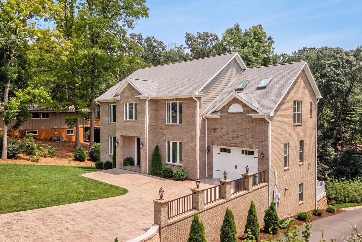 1176 Nelson Dr, Harrisonburg, VA 22801 - #1