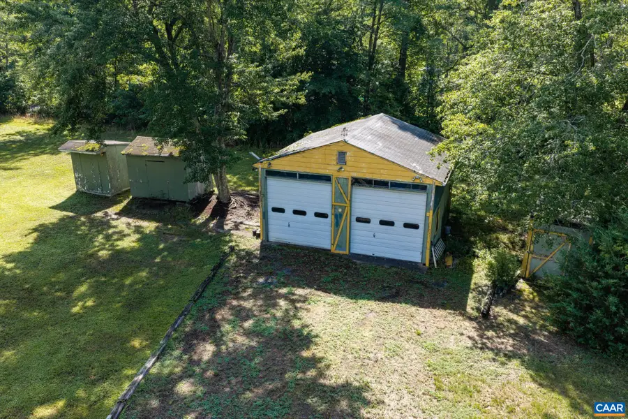 572 Maxfield Rd, Keswick, VA 22947 - #3