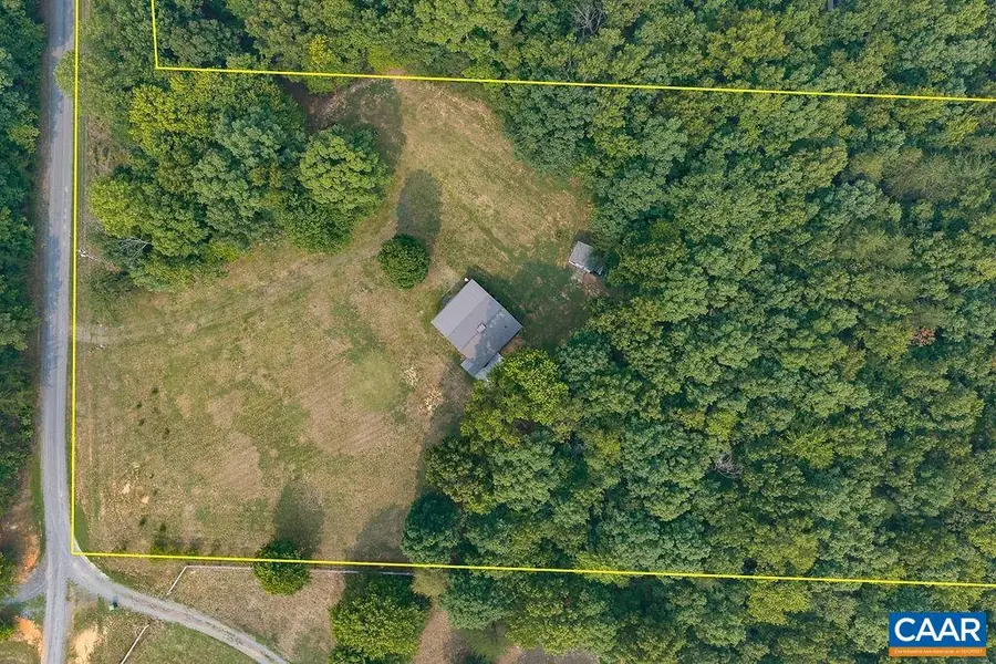 137 Jeffal Ln, Scottsville, VA 24590 - #2