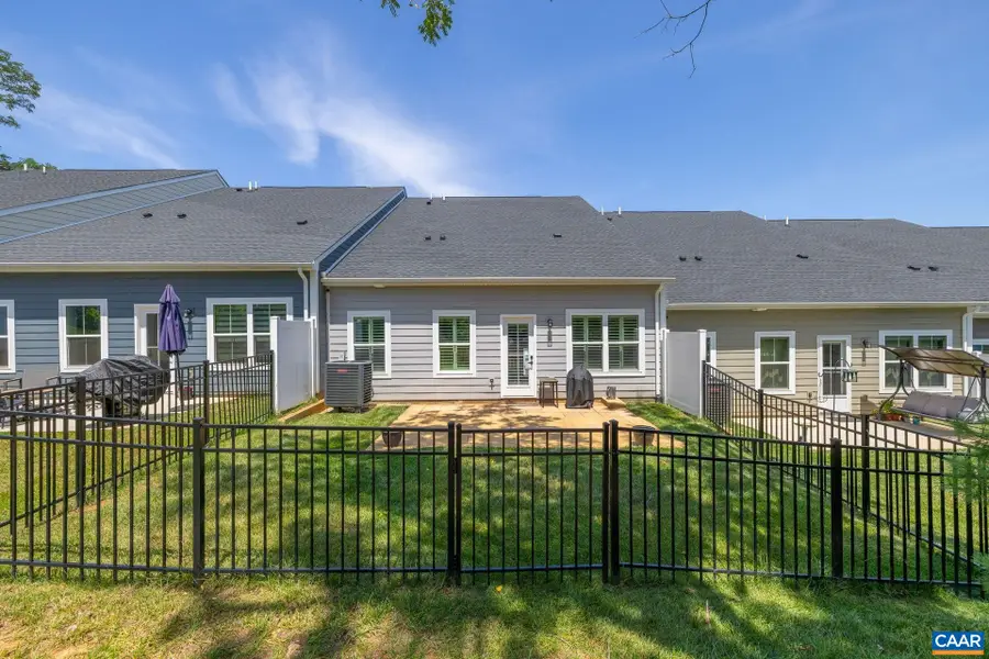 909 Marsac St, Charlottesville, VA 22901 - #2