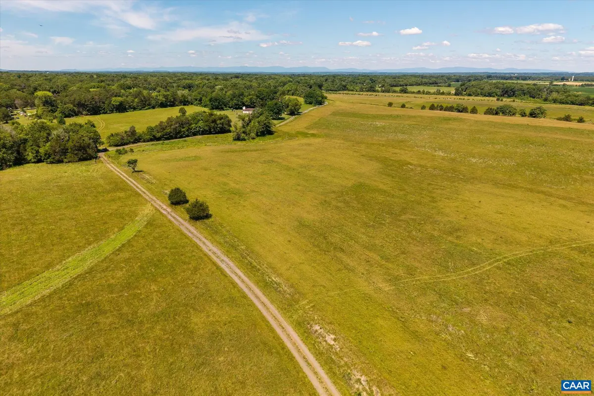 Block 4700 Midland Rd, Midland, VA 22728 - #1