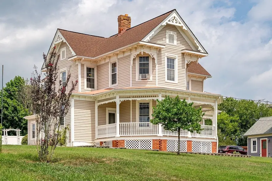 102 Houff Rd, Weyers Cave, VA 24486 - #3